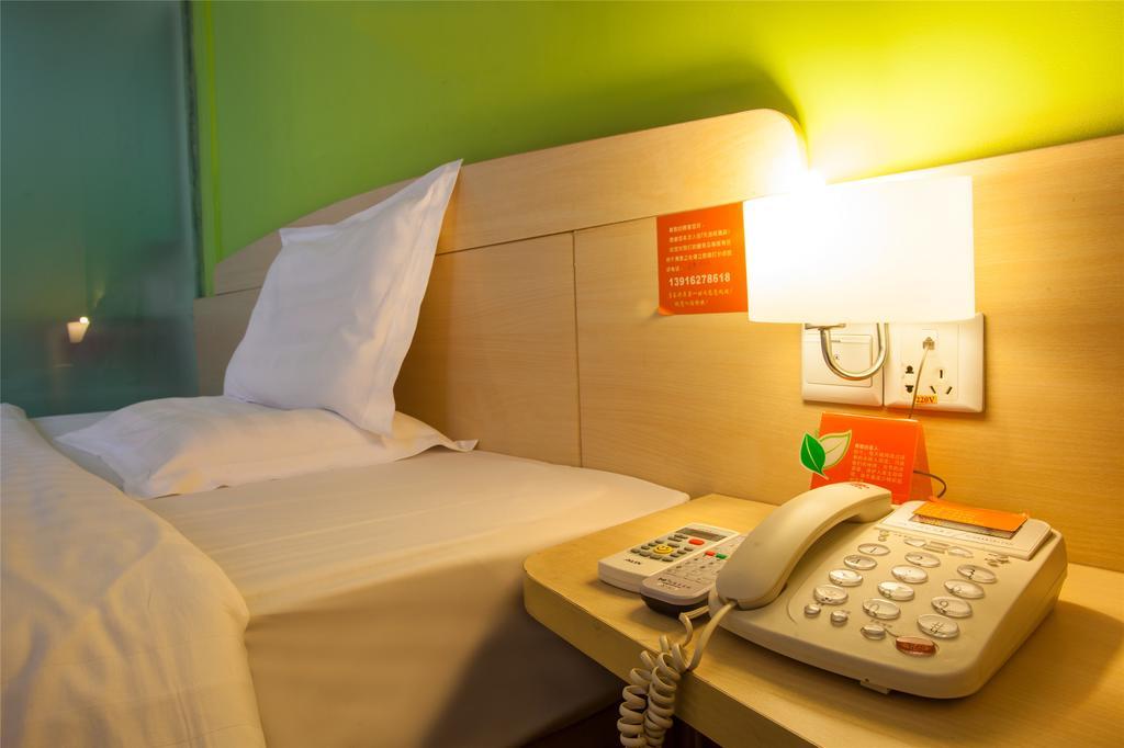7Days Inn Shanghai Lujiazui Room photo
